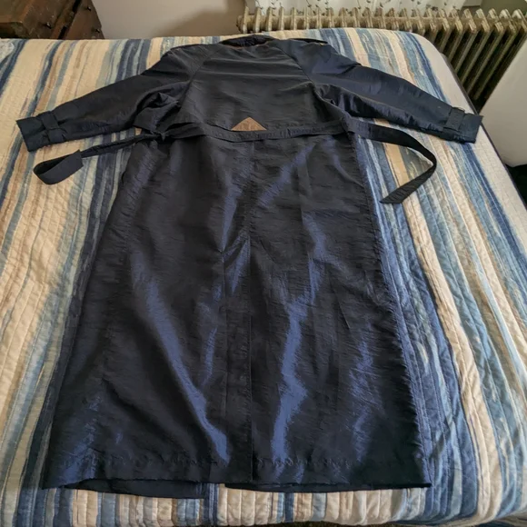 Vintage La Vogue Women's Deep Blue Trench Coat - Picture 5 of 10